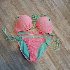 Victorias secret Bombshell 32B add 2cups bikiniset